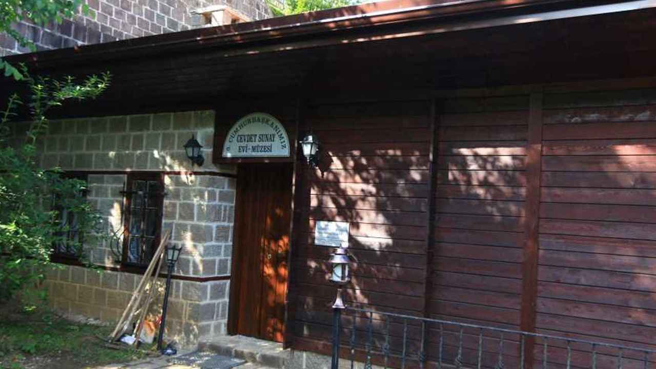 cevdet-sunay-müzesi